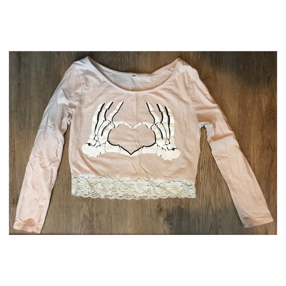 Skull hands crop top